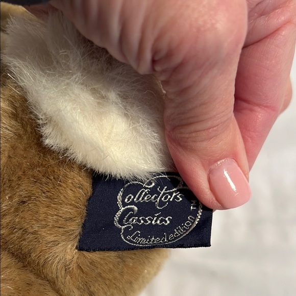 Vintage Gund Limited Edition T.C. Birthday Bunny Jointed Rabbit Collectible - Picture 8 of 8